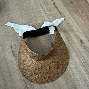 sunvisor with bow!
